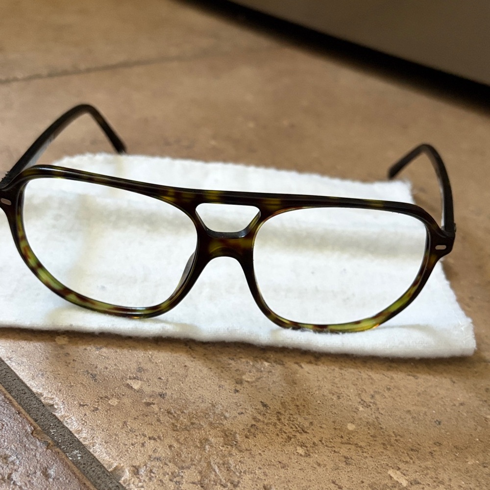 Ray-Ban Tortoiseshell Aviator Frame - Brown/Green Accents